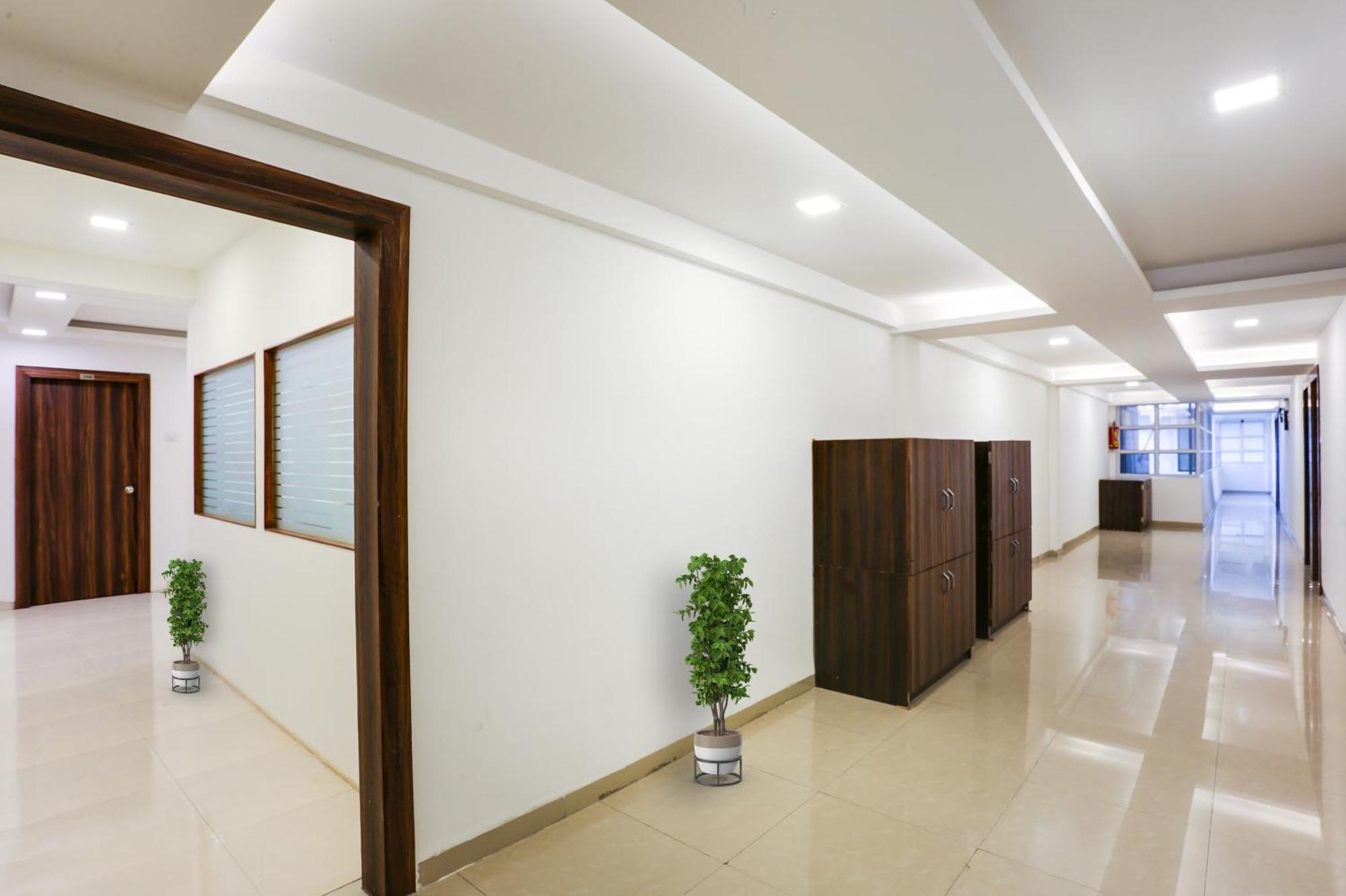 Capital O Arsh Executive Inn Mumbai Exterior foto