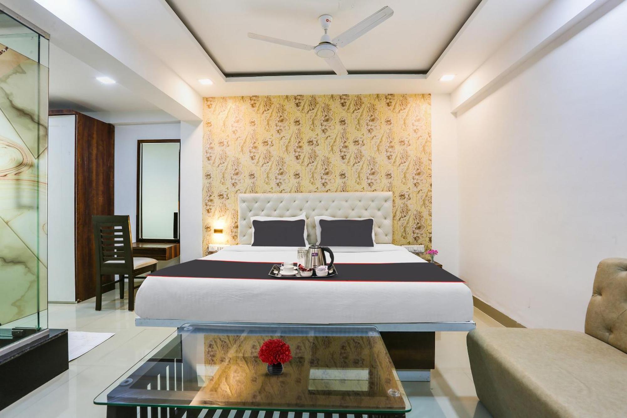 Capital O Arsh Executive Inn Mumbai Exterior foto